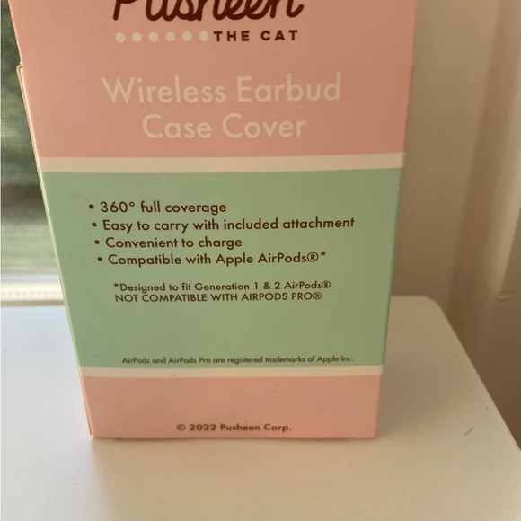 NIB Pusheen wireless Earbud air pod holder case - Picture 2 of 2